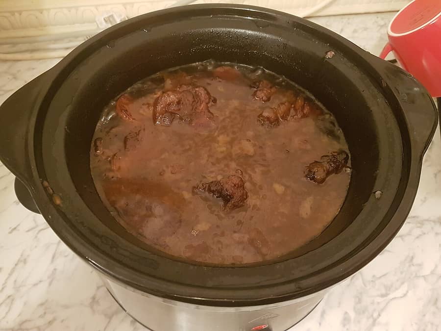 ensopado de rabo de boi.