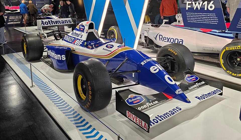 Williams FW16